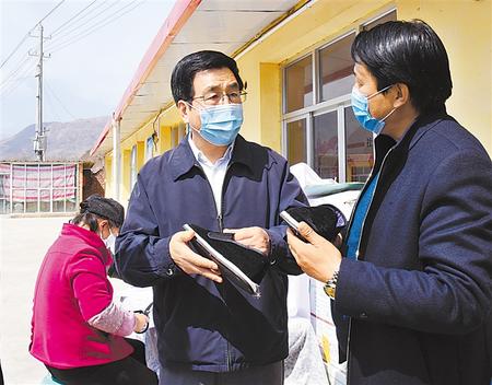 林铎：从严从细查漏补缺 逐户逐项巩固提升 确保如期高质量打赢脱贫攻坚收官战